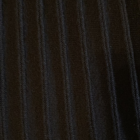 Max Studio black knit skirt A-line - Picture 3 of 8